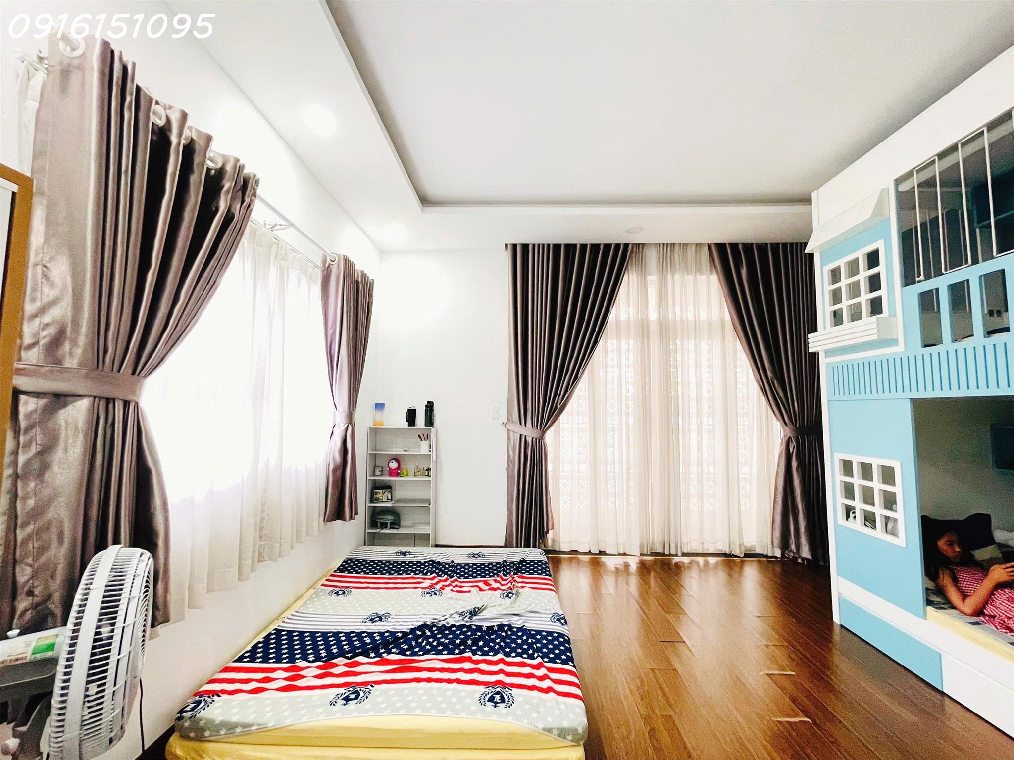 Cho thuê nhà nguyên căn, 1 trệt 2 lầu 1 sân thượng 80m2-4