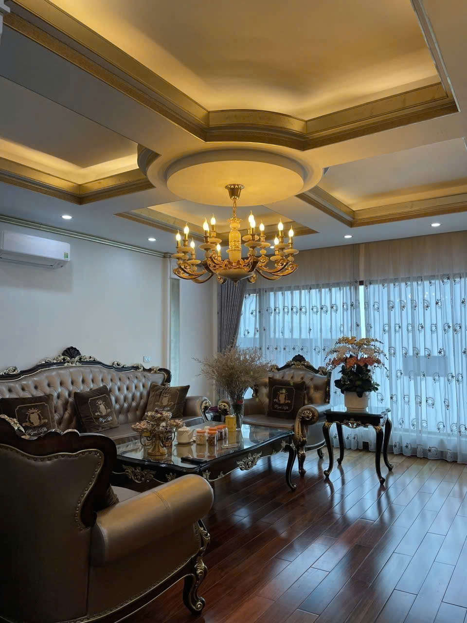 Bán siêu phẩm nhà tôn thất tùng 7 tầng thang máy long lanh lô góc ô tô kinh doanh đống đa
