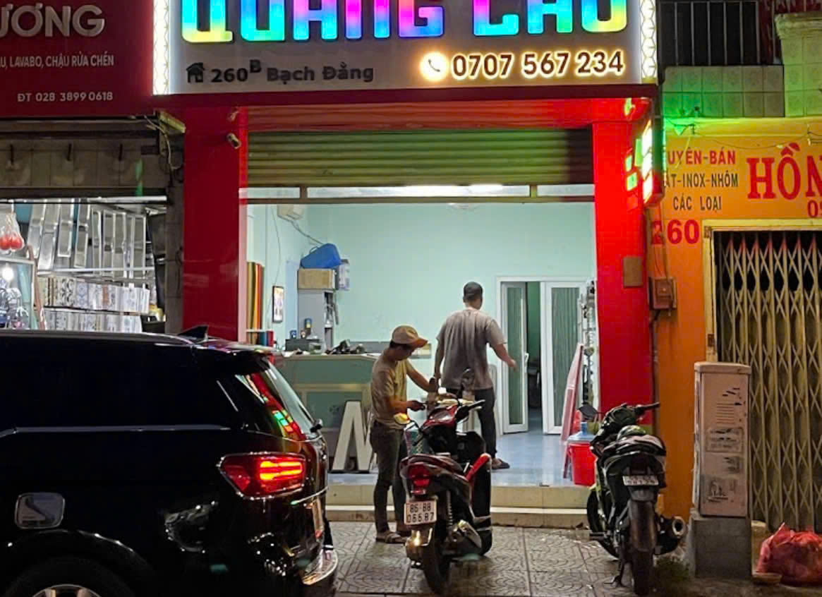 CHO THUÊ MẶT BẰNG KINH DOANH VỊ TRÍ CỰC ĐẸP – MẶT TIỀN ĐƯỜNG BẠCH ĐẰNG,  BÌNH THẠNH, HỒ CHÍ MINH