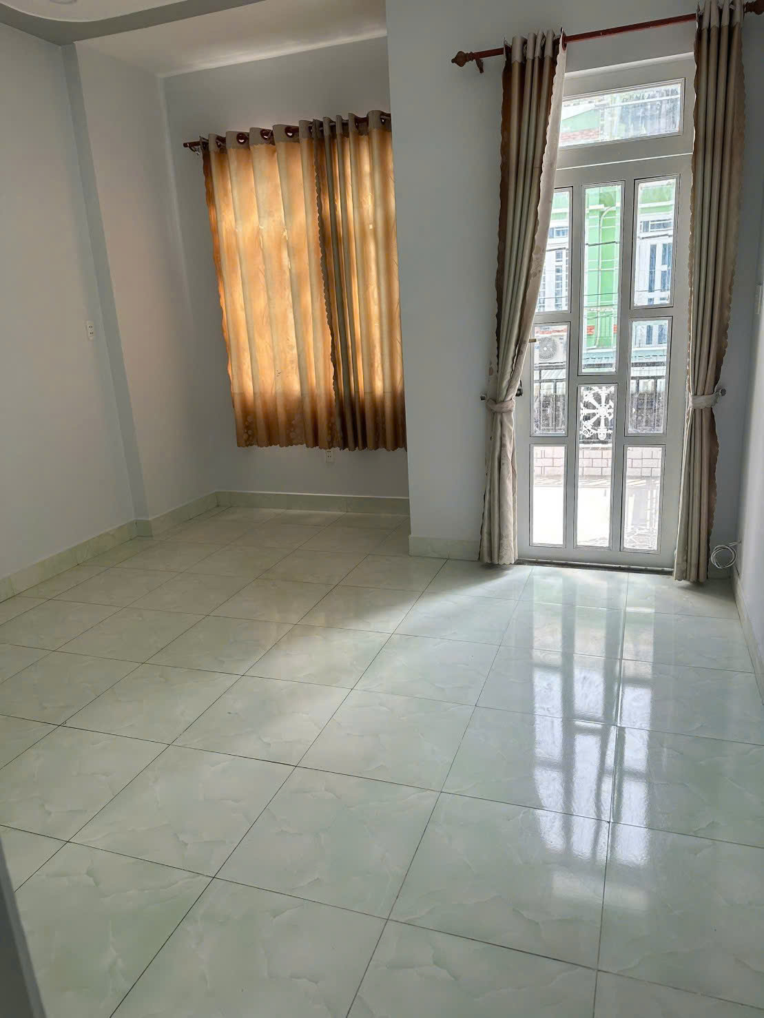 Bán nhà ngon hẻm xe hơi 8m to đẹp TL57, 4x14m, 2T đang cho thuê 5.5tr/th, chỉ nhỉnh 4Tỷ-4
