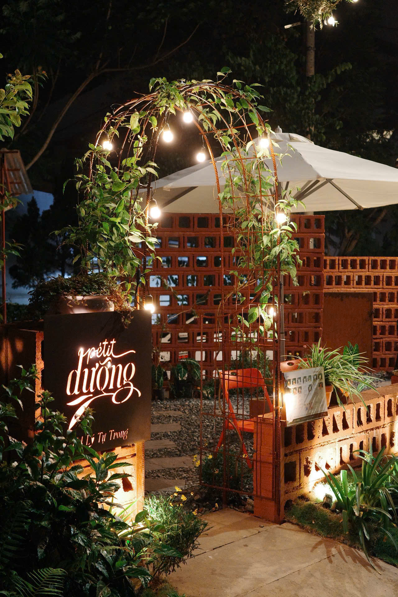 SANG NHƯỢNG CAFE TRUNG TÂM ĐÀ LẠT