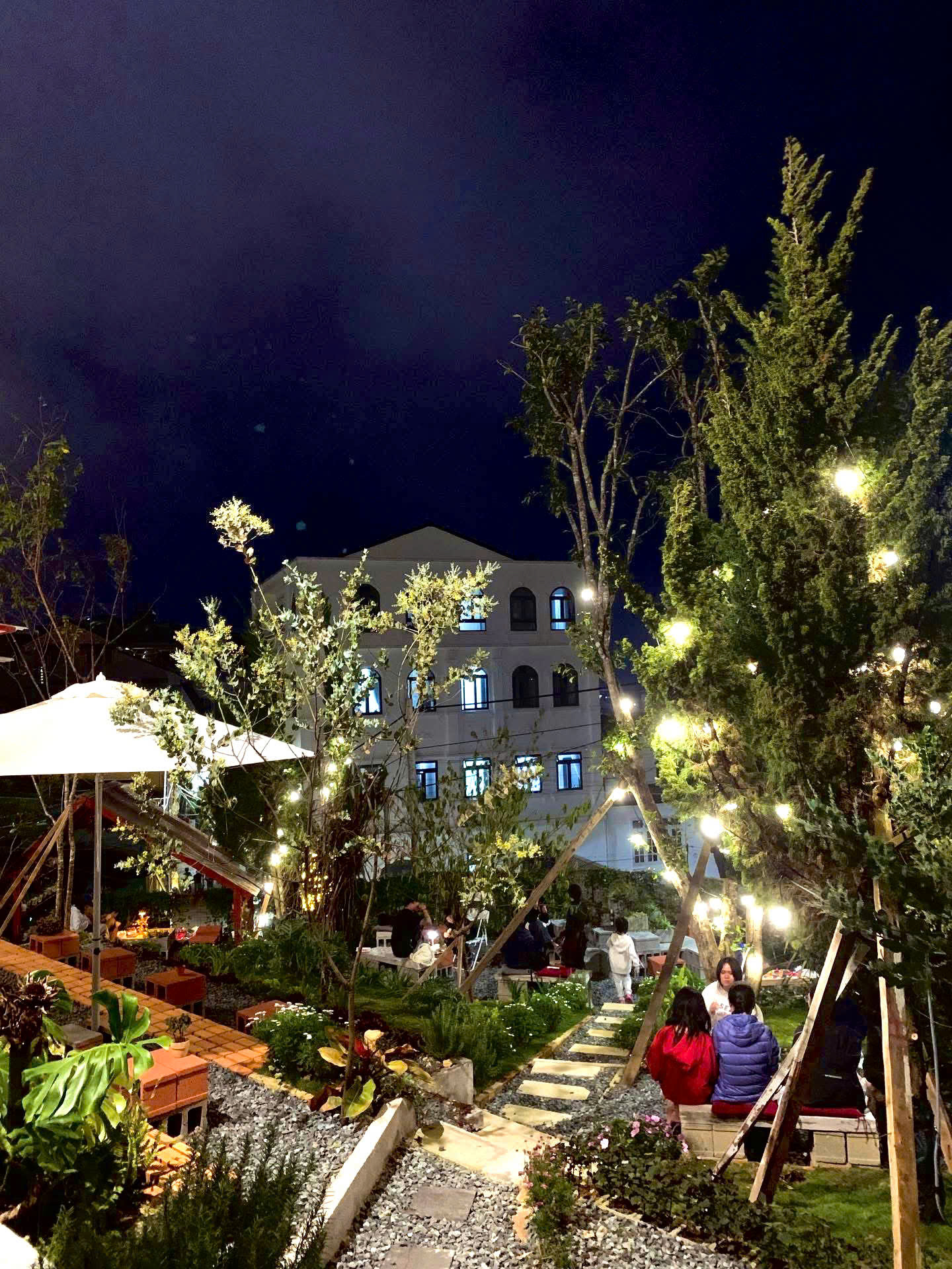 SANG NHƯỢNG CAFE TRUNG TÂM ĐÀ LẠT