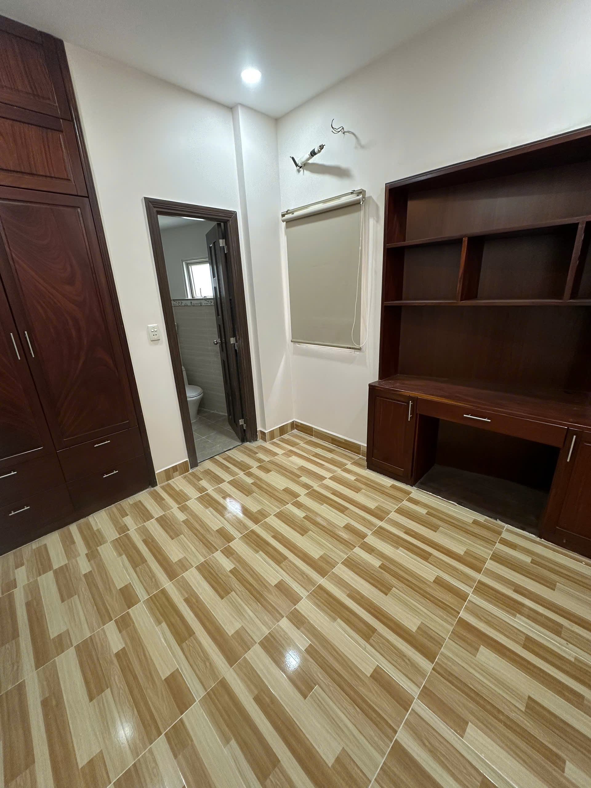 HIẾM CÓ! NHÀ HẺM XE TẢI TRẦN HƯNG ĐẠO PHƯỜNG CHỢ QUÁN - NGANG 4.7M - CHỈ CÓ 15,5 TỶ.