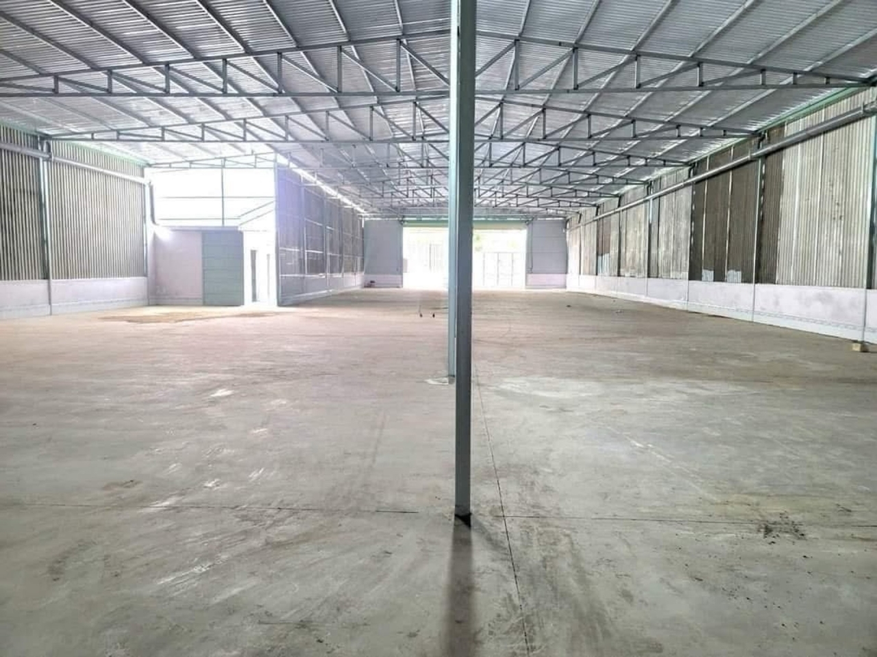 [H2667*] Nhà xưởng đường cont dòng tiền 50tr/tháng sát Ngã Ba Giòng, giá 14.x tỷ