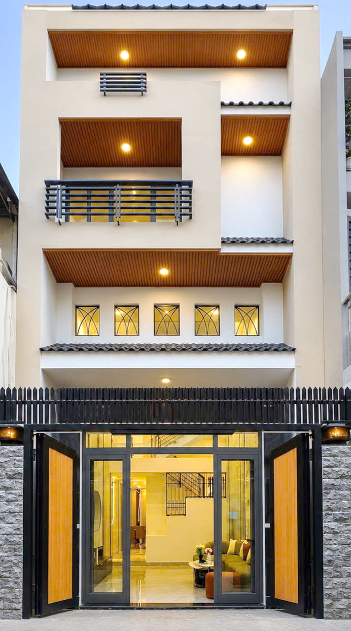 Nhà mới hẻm 287 Âu Dương Lân P2-Q8, Giá : 8,3 Tỷ (Bớt lộc)