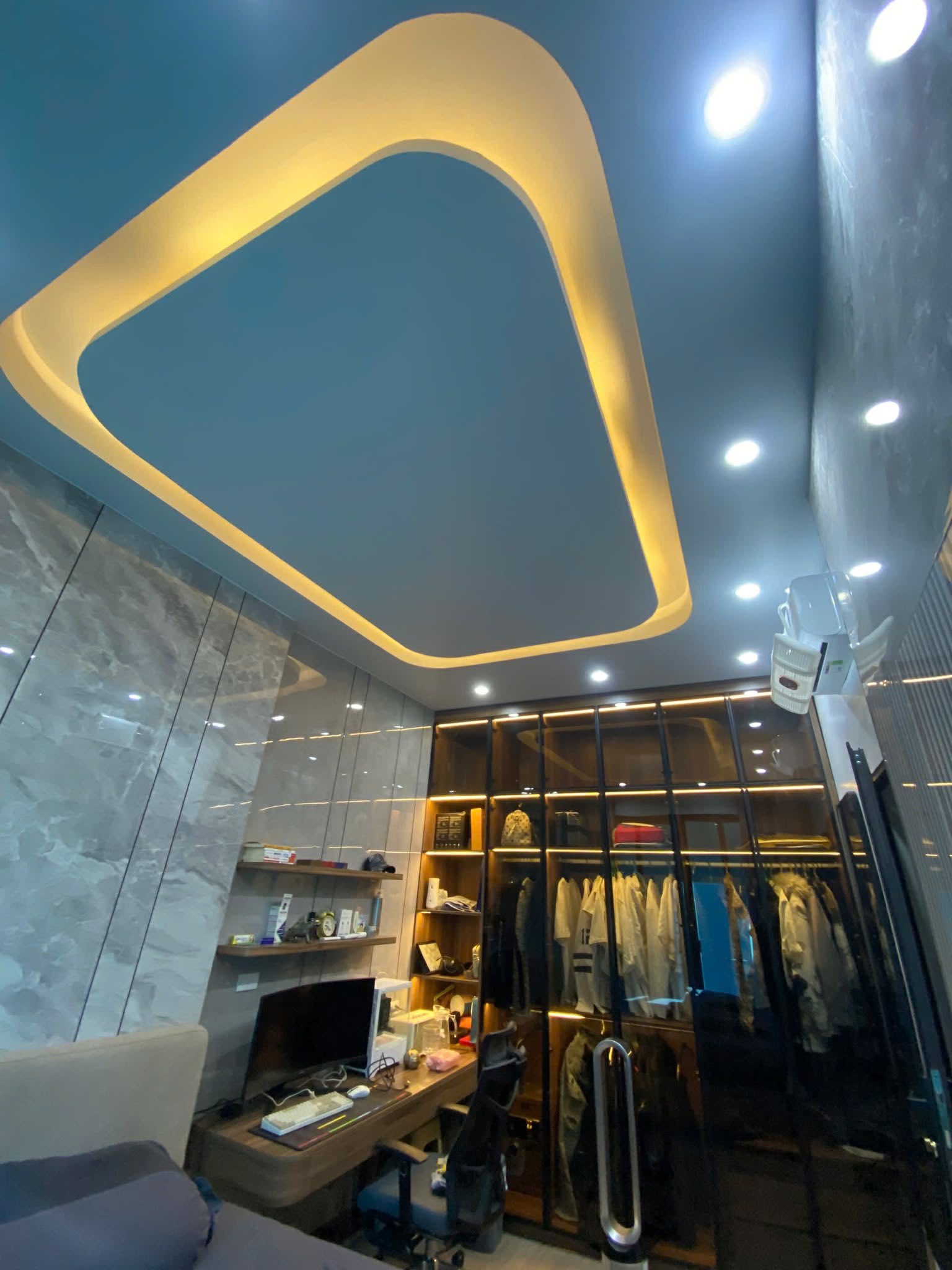 Chính chủ Bán nhà phố Khâm Thiên, 22m 5 tầng, lg, 100m ra ô tô, 5.4 tỷ 0973256699