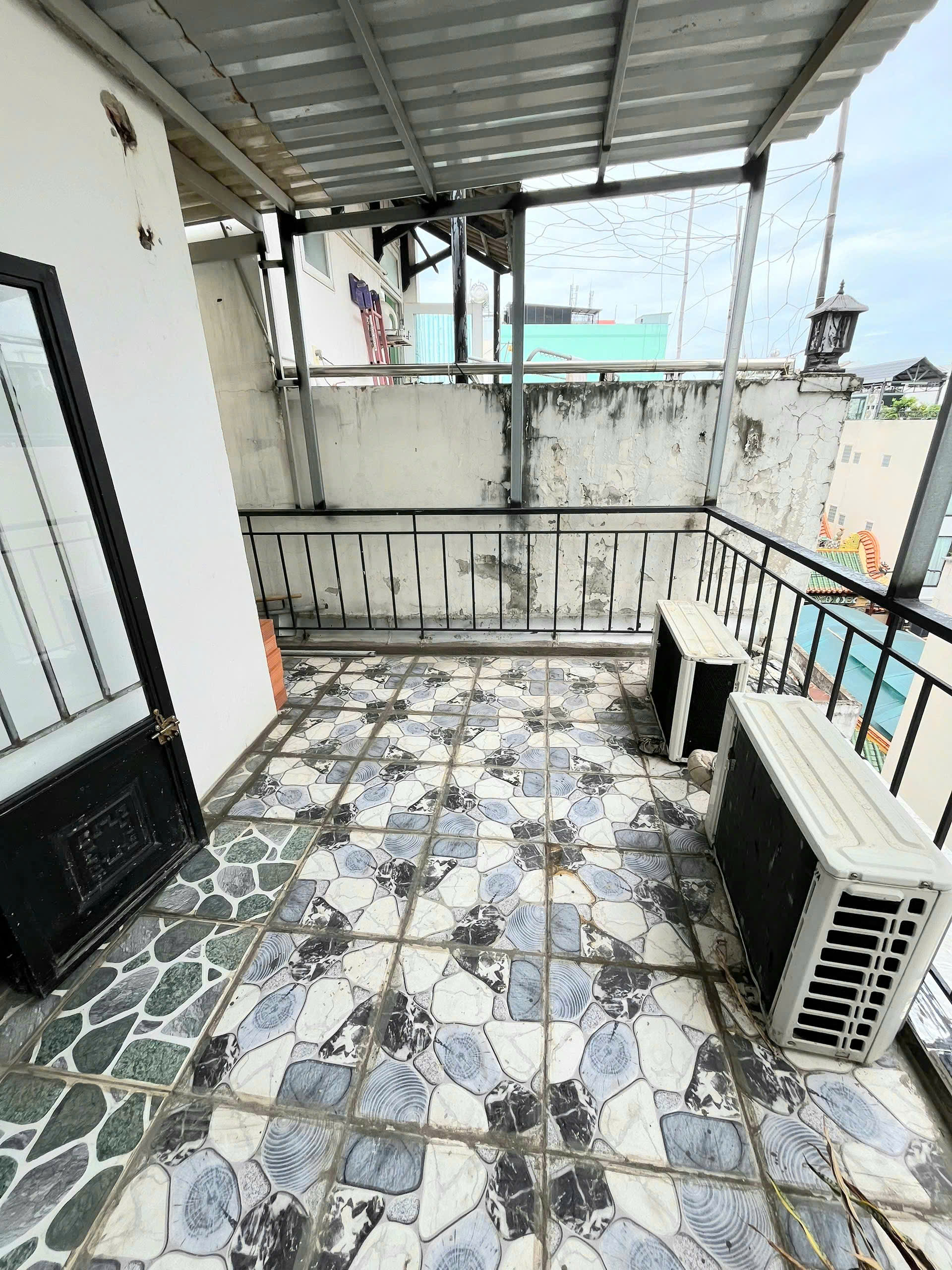 bán nhà đẹp ngay trung tâm sài gòn có 3 đ