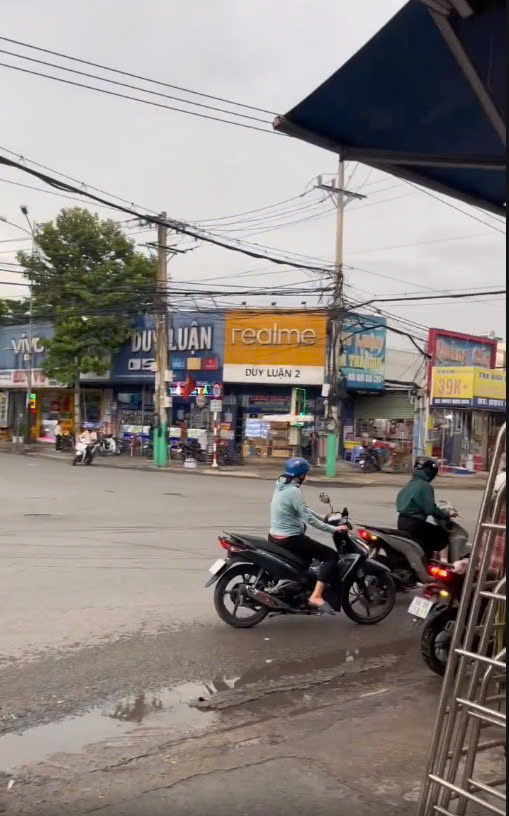Sang nhượng tiệm tóc Nam - Nữ tại Khu phố Tân Long, phường Dĩ An, Bình Dương ( cũ )-4