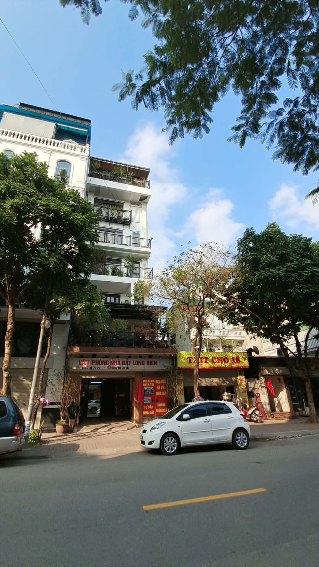 BÁN ĐẤT CỔ LINH 60M2- MT6m- VỈA HÈ- Ô TÔ TRÁNH- 2X Tỷ