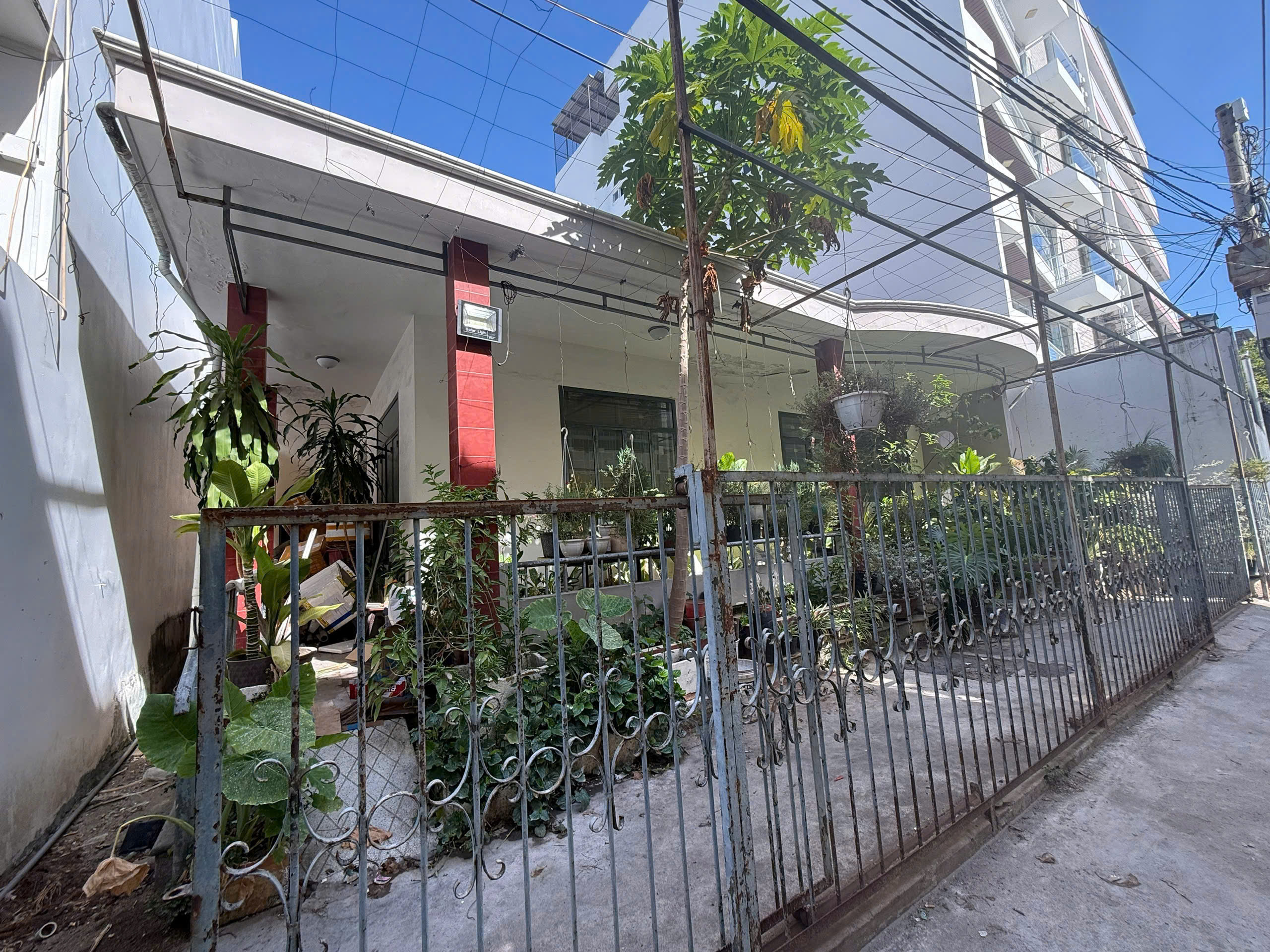 BÁN ĐẤT HẺM ĐƯỜNG ĐẶNG TẤT - BẮC NHA TRANG (VĨNH HẢI)
- Diện tích 165m2 full Thổ Cư - Giá bán giảm: 14tỷ5 (TL )
LH : 0905.724.084 Ngoc Bich Land