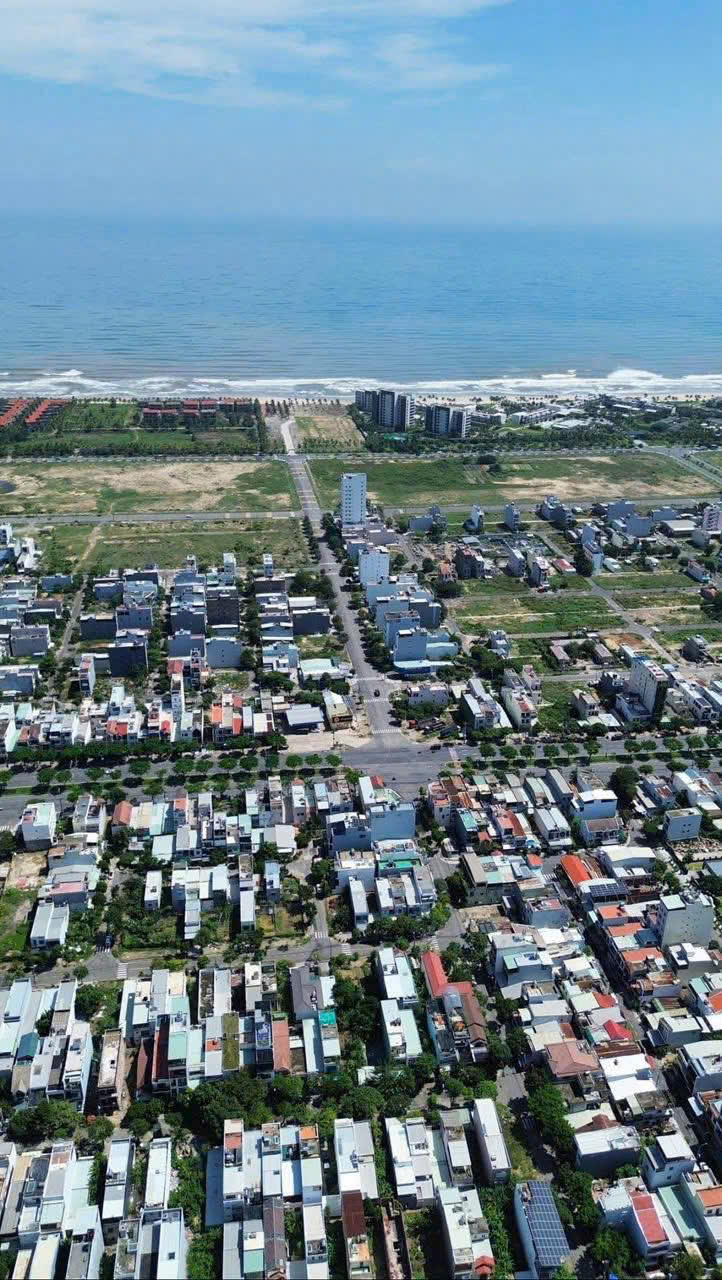 HÀNG CẶP CHO KHÁCH MUA ĐẦU TƯ HAY XÂY KHÁC THÁC CHO THUÊ KHU BIỂN SƠN THỦY