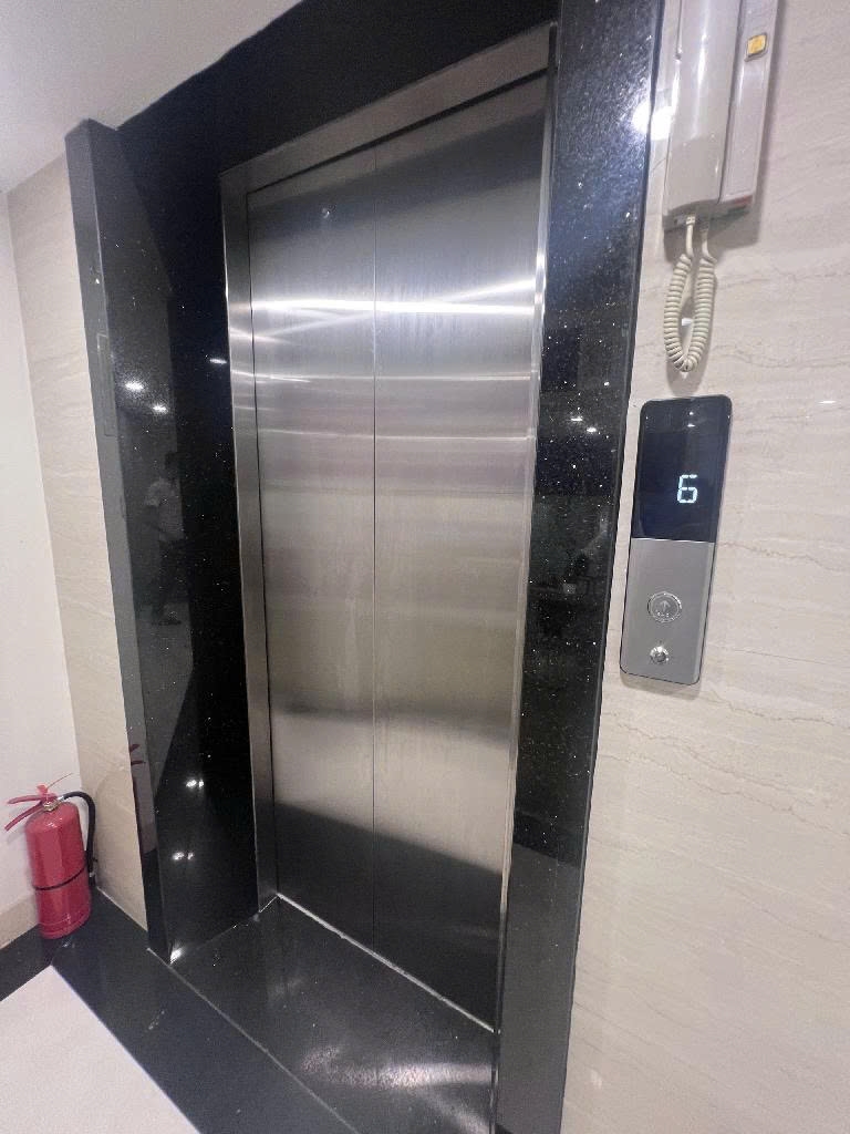 Nhà tôi cho thuê nhà, 136m2- 7T, Trần Quốc Hoàn, Phạm Tuấn Tài -73 tr-3