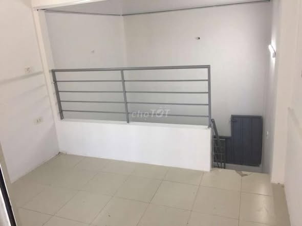🌻Cho thuê nhà riêng 2 tầng (20mx2) tại ngõ 285 Nguyễn Văn Cừ, Long Biên, Hà Nội; 0904888099