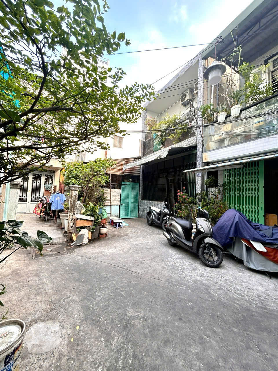 NHÀ  NGANG LỚN 4.5M2- GẦN CHỢ 200 Đ.XÓM CHIẾU- DT 48M2  CHỈ 5.95T TRÊN TRỤC Đ.ĐOÀN VĂN BƠ- NGUYỄN TẤT THÀNH.