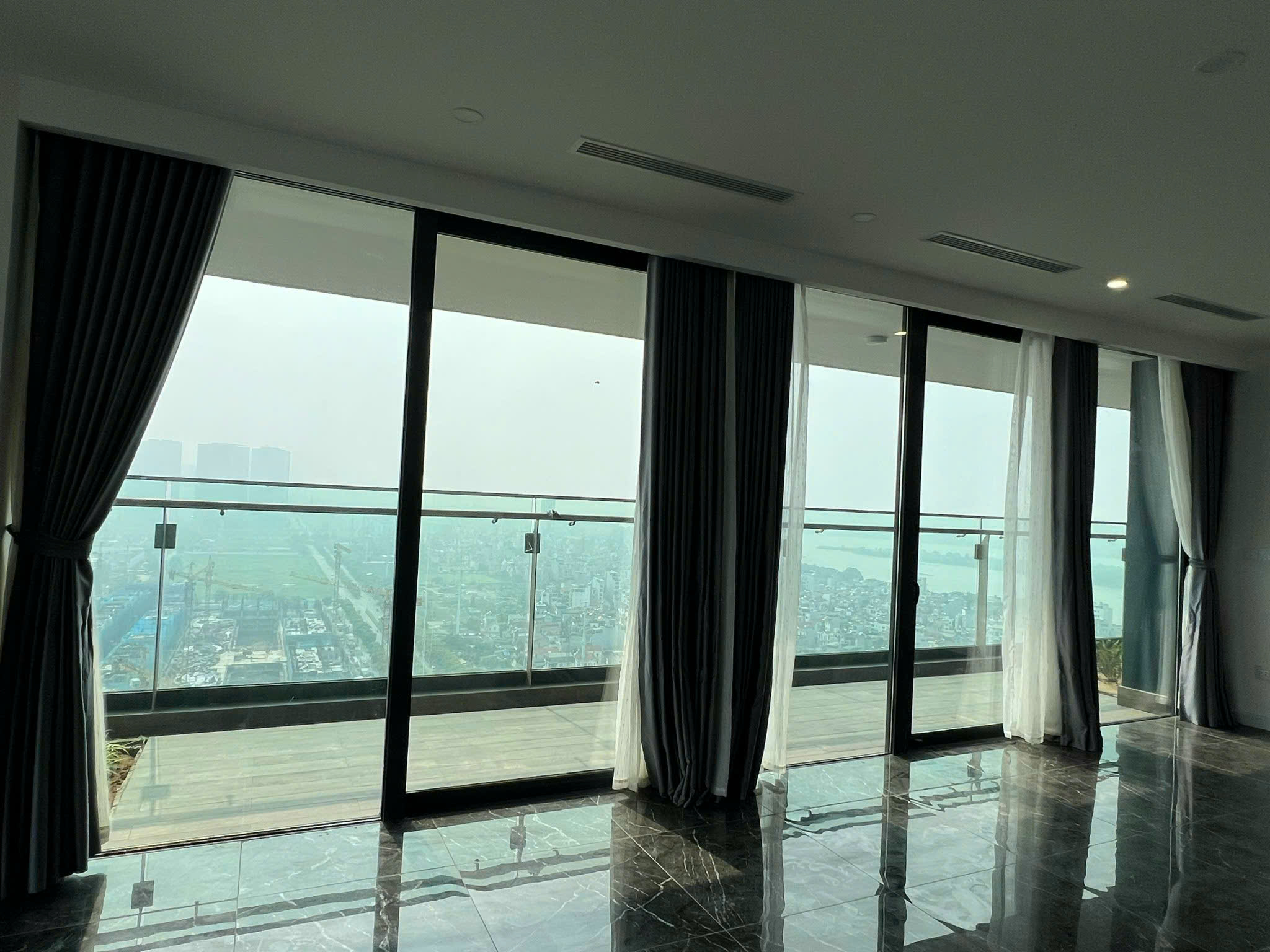 HIẾM! DUY NHẤT 1 CĂN HỘ 6PN SUNSHINE GOLDEN RIVER – VIEW TRỰC DIỆN ĐẠI LỘ CẢNH QUAN SÔNG HỒNG