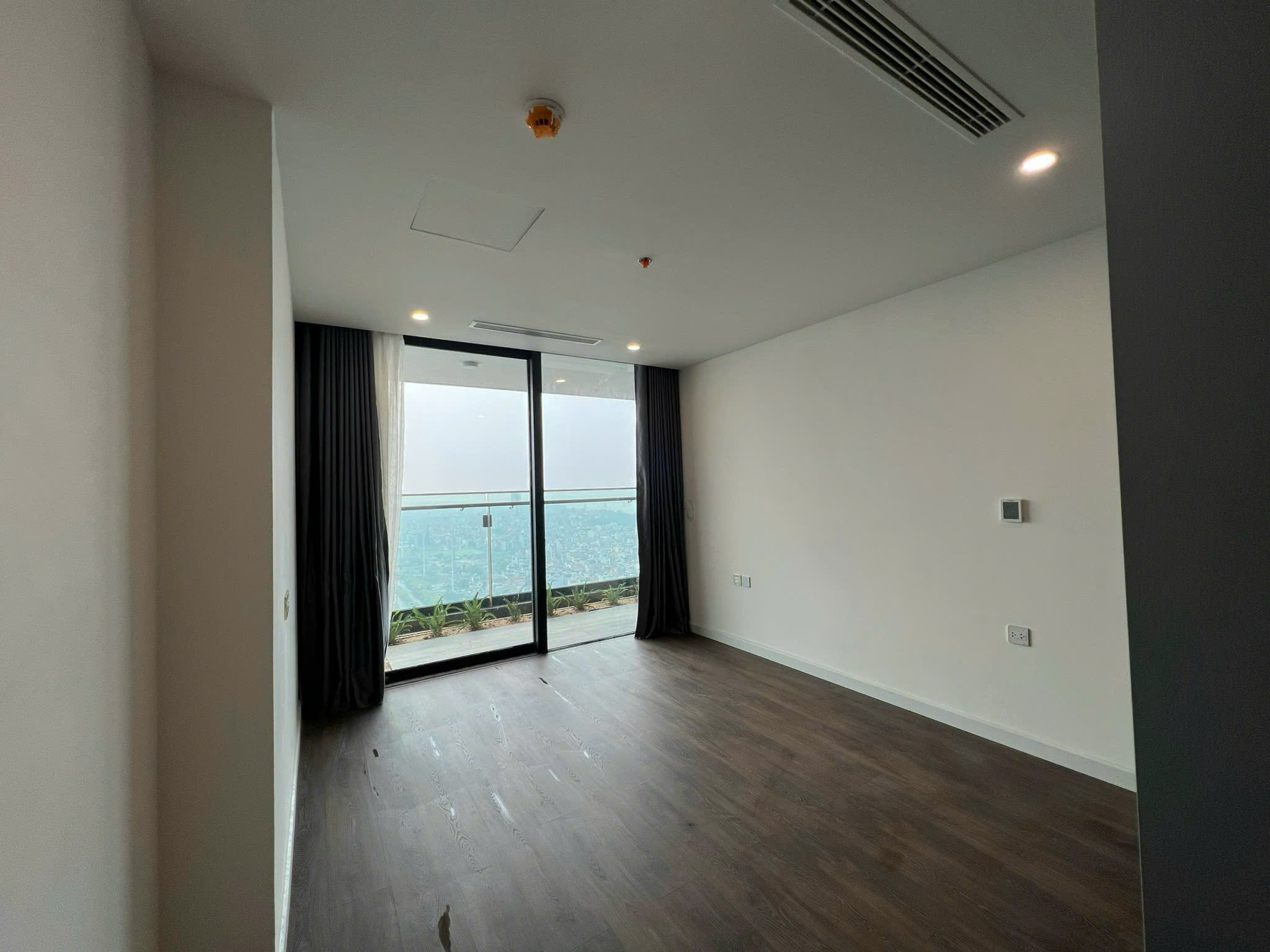 HIẾM! DUY NHẤT 1 CĂN HỘ 6PN SUNSHINE GOLDEN RIVER – VIEW TRỰC DIỆN ĐẠI LỘ CẢNH QUAN SÔNG HỒNG-3