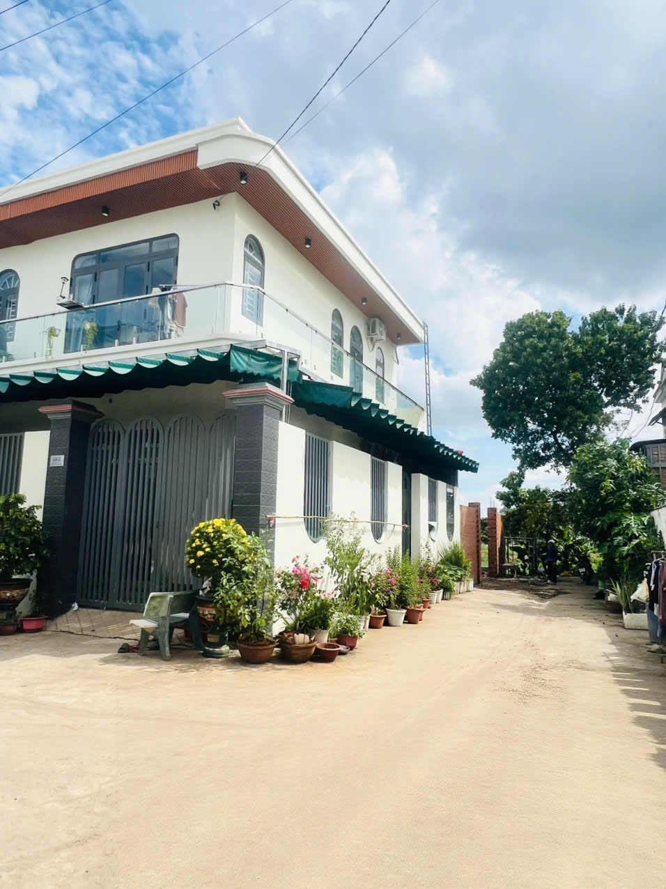 Lô đất đẹp ngay KCX Linh Trung 2 - Ngang 9m -  208m2 (120m2 thổ cư) – Nhỉnh 4 tỷ – Đường  6m