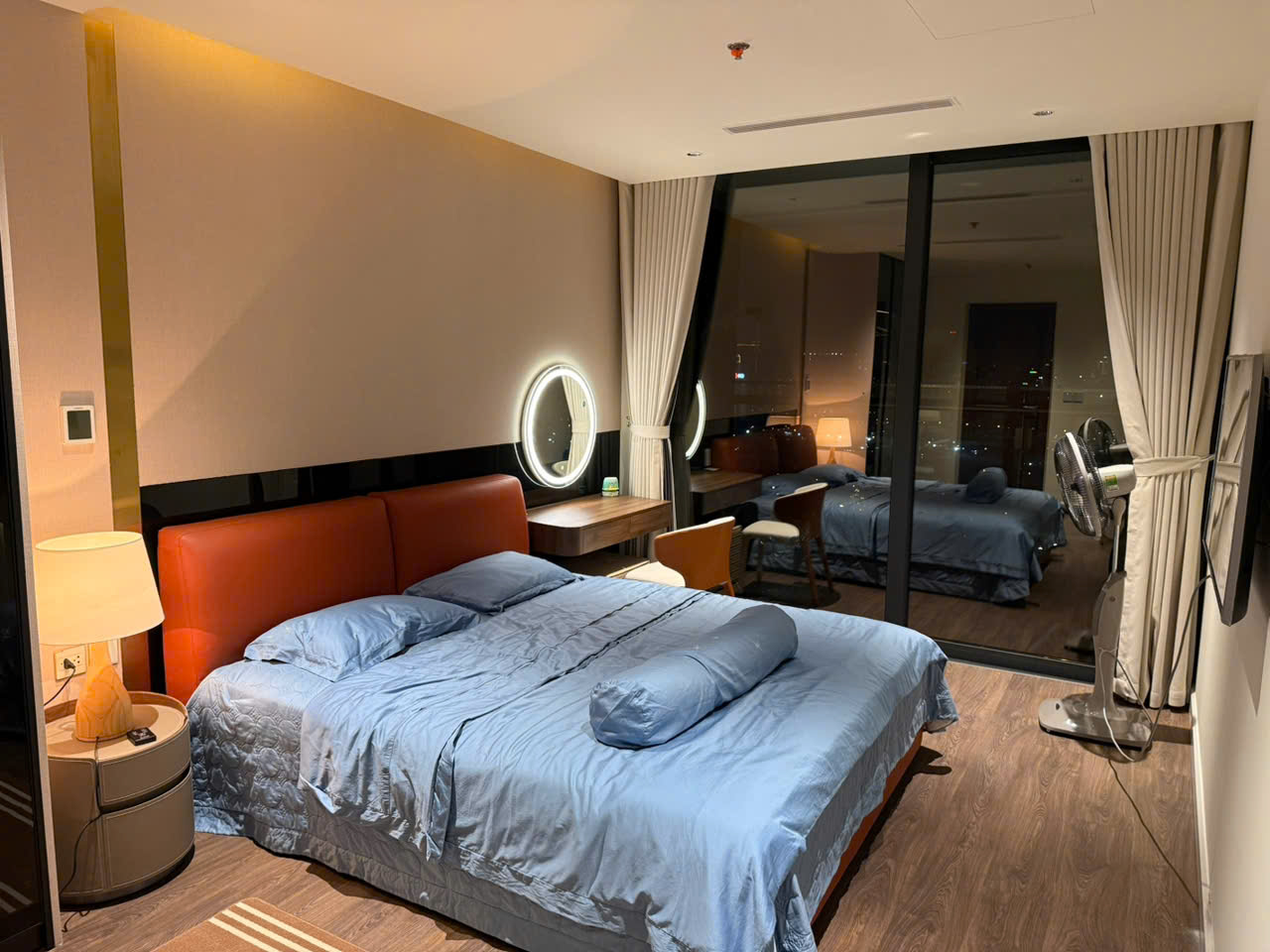 CHO THUÊ CH 3PN SUNSHINE GOLDEN RIVER – 141M²  FULL NỘI THẤT CAO CẤP  VIEW CÔNG VIÊN 66HA