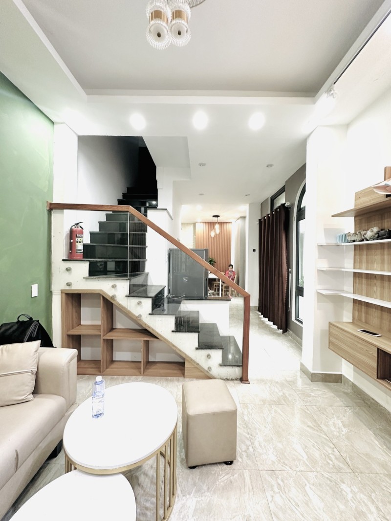♣ Lô Góc kiệt 60m ra MT Hàm Nghi 38m2, 3 tầng, 3PN,3.x tỷ-3