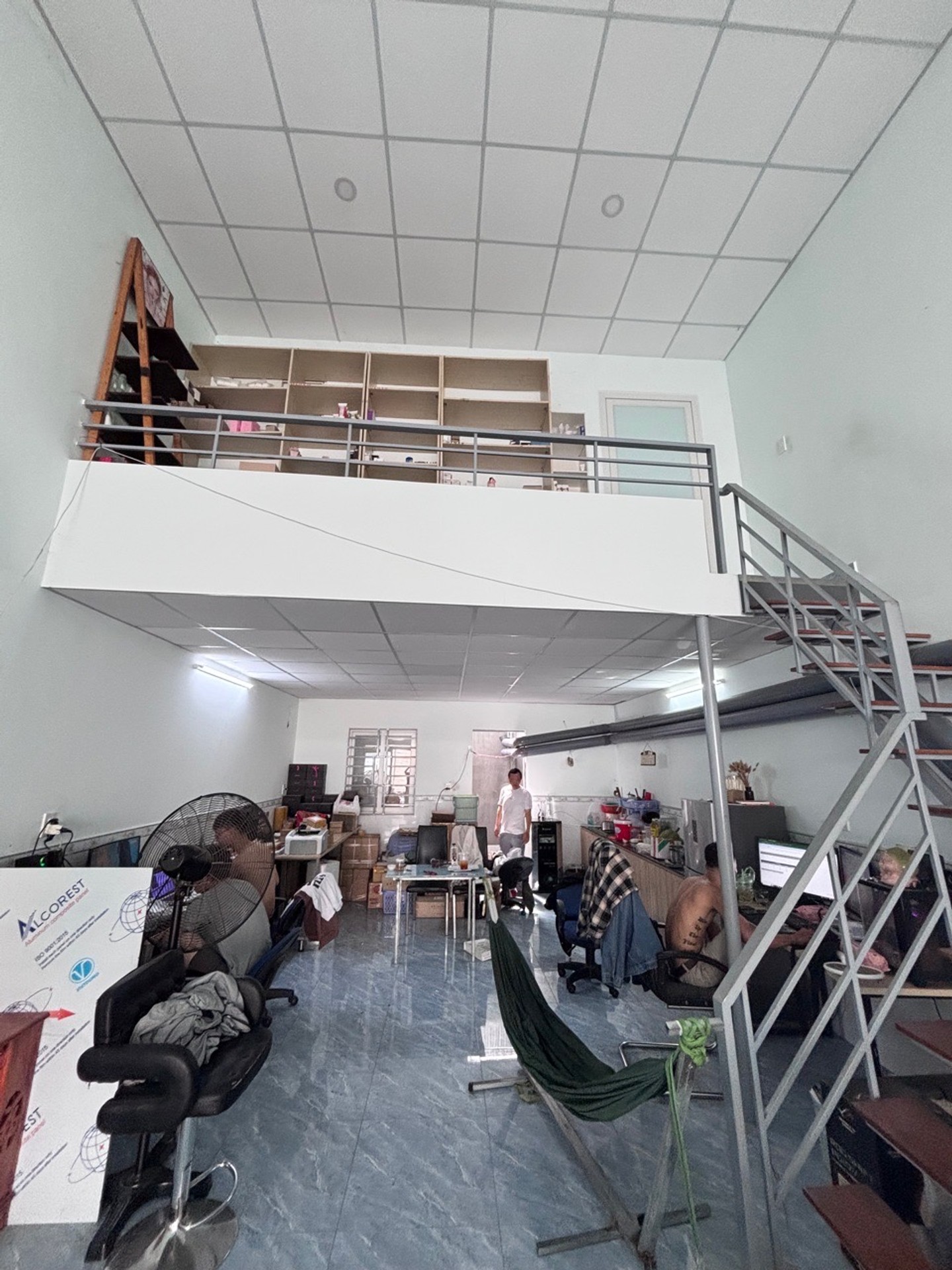 Nhà Đang Cho Thuê 10tr/ tháng Kinh Doanh