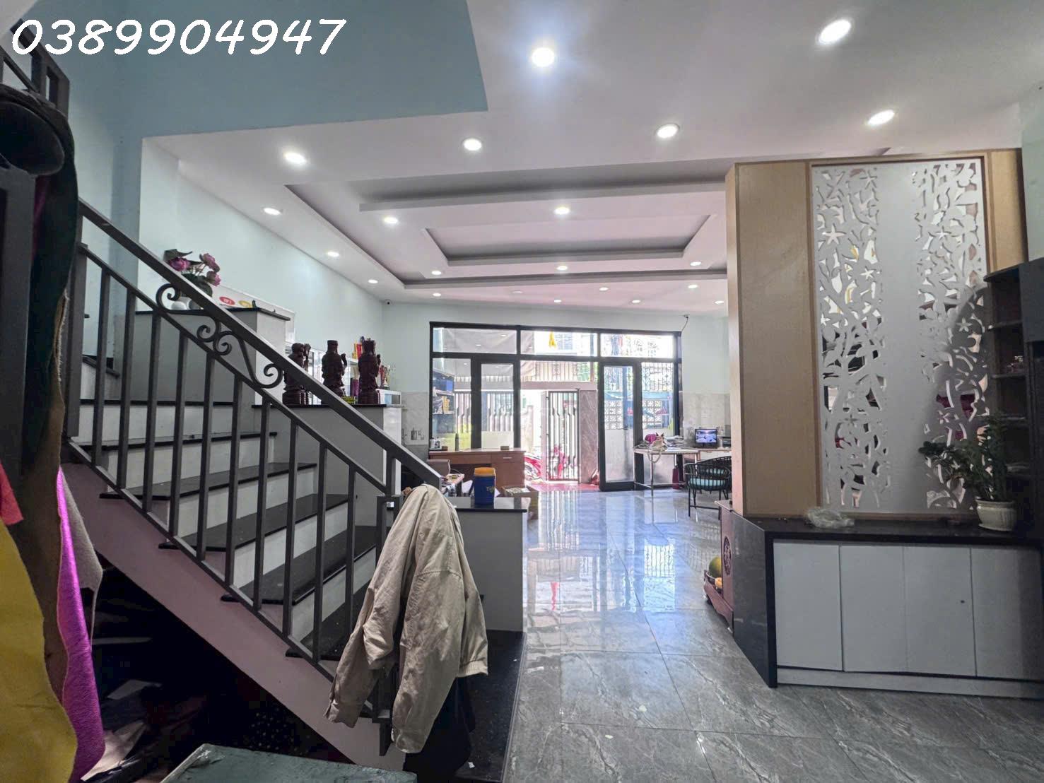 BÁN GẤP NHÀ LÔ GÓC 3 TẦNG 1 TUM MẶT TIỀN KINH DOANH SÁT ĐƯỜNG PHÙNG THẾ TÀI NHA TRANG – DIỆN TÍCH 86M² ĐÃ HOÀN CÔNG – ĐANG CÓ DÒNG TIỀN 12 TRIỆU GIÁ 6.5 TỶ