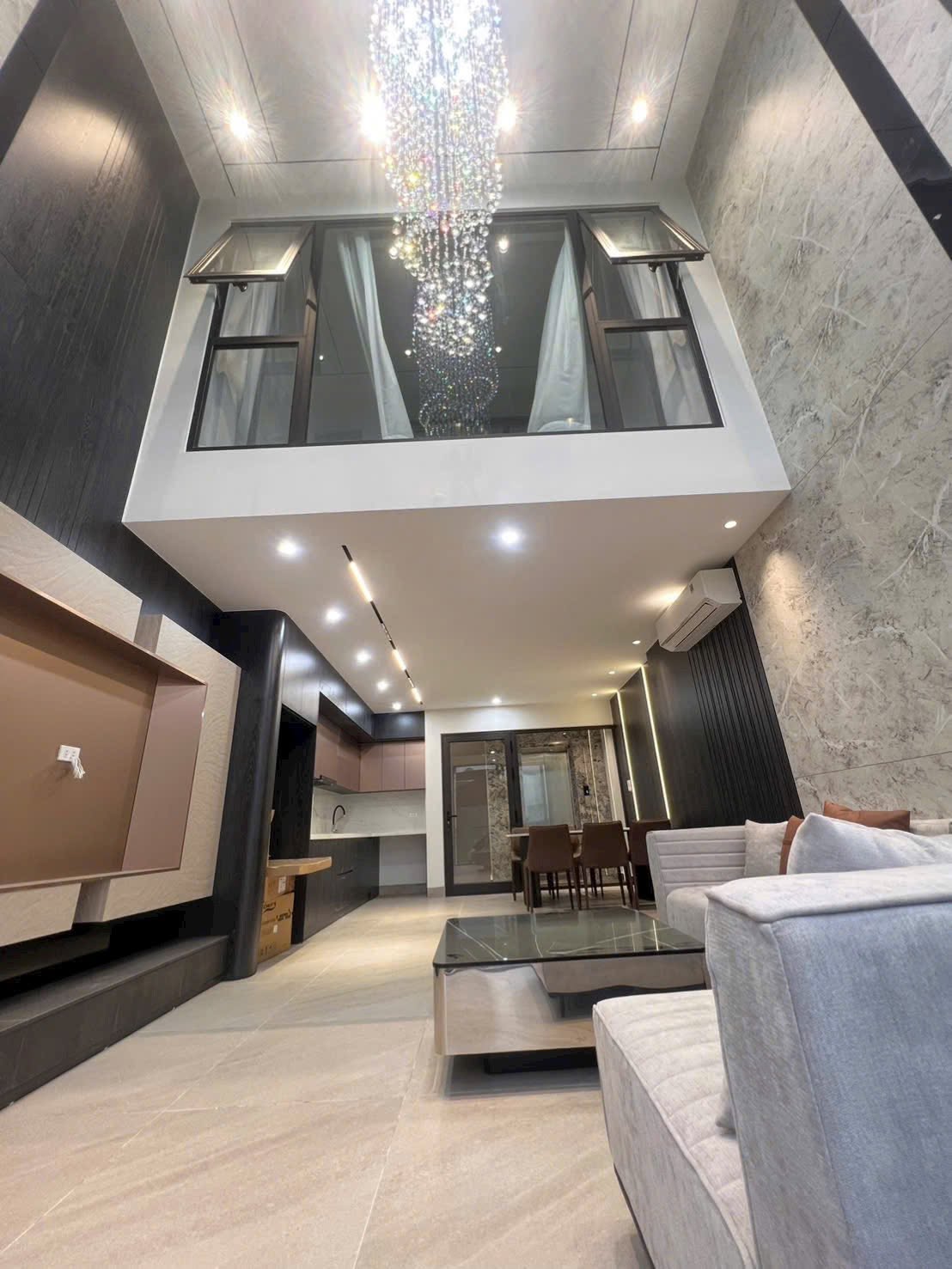 BÁN NHÀ CỔ LINH 50M2- 7 Tầng THANG MÁY- GARA Ô TÔ- KINH DOANH- 19.x Tỷ-1