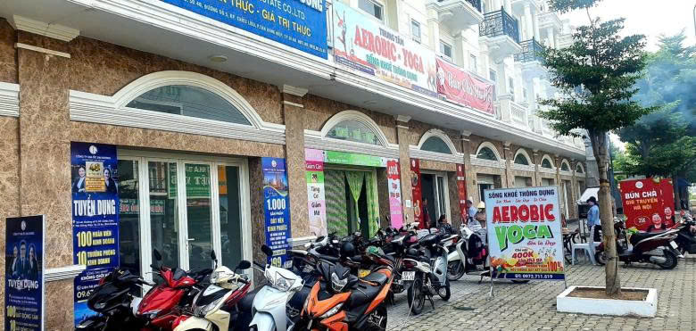 Chính chủ cho thuê mặt bằng Dĩ An, mặt tiền đường 25m, 3 tầng 245 m2, 22 triệu/tháng