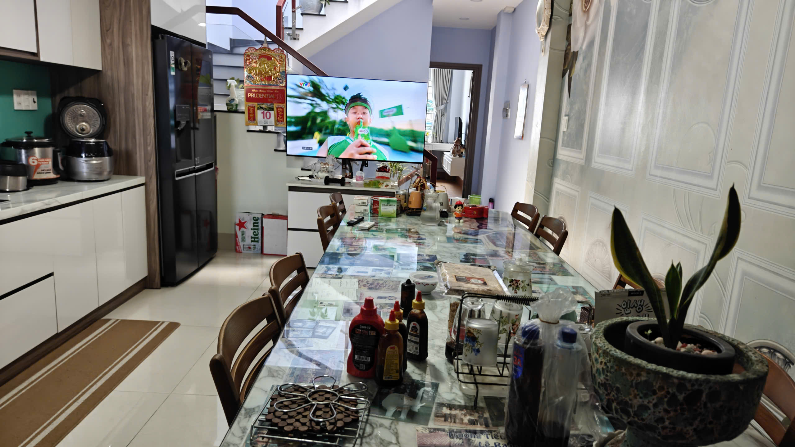 Bán nhà 3 tầng,  đường Tân Hòa 2, Hiệp Phú, Q9. Thủ Đức, TP HCM. DT 72m2, SHR.  Giá 9,4 tỷ.