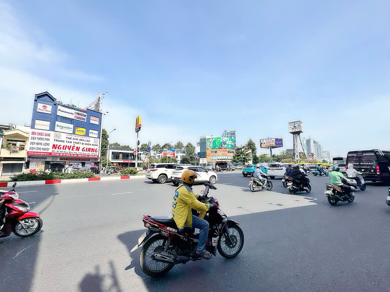 BÁN NHÀ C4 Đ.ĐIỆN BIÊN PHỦ, ĐA KAO, QUẬN 1 - 100M2 NGANG 4M*25M SH VUÔNG ĐẸP - CHỦ XƯA 0938676685-3