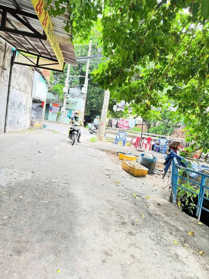 Chính chủ cần bán lô đất đẹp tại đường Cống Lở, Phường 15, Quận Tân Bình (cũ), TP.HCM