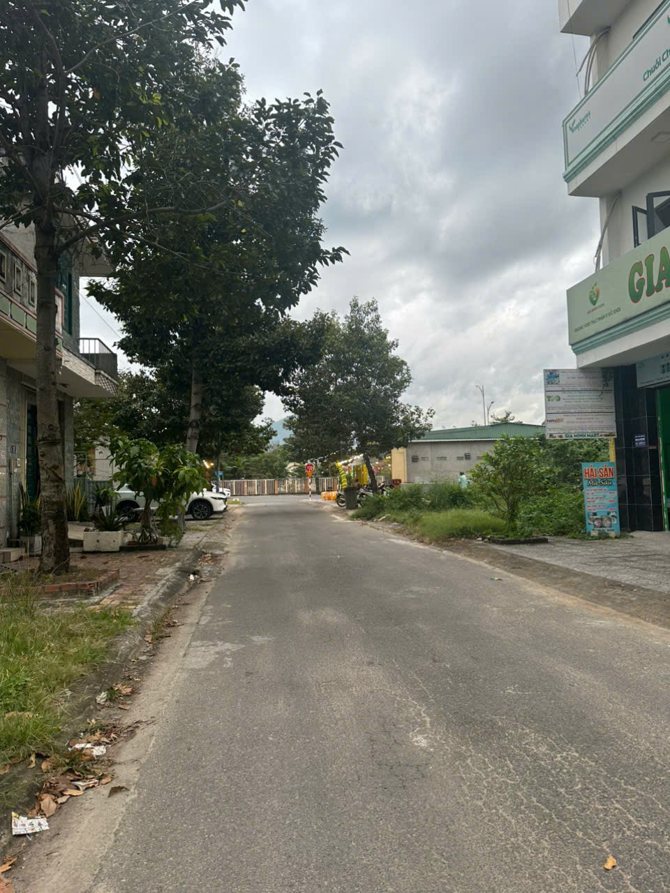 HOT! HOT ! HOT ! BÁN SIÊU PHẨM 2 LÔ ĐẤT LIỀN KỀ ĐÃ XÂY HẾT ĐẤT
