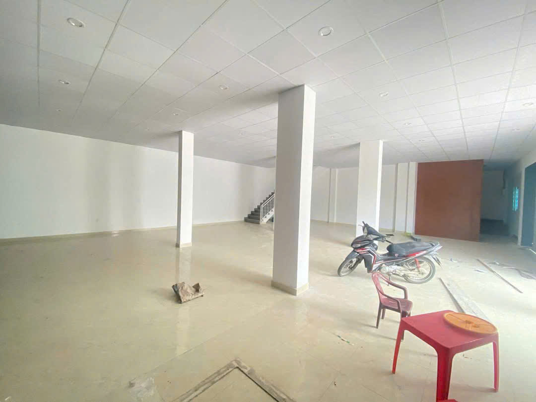 Cho thuê Mặt Đường Lô Góc Trung Tâm Thành Phố 250m2 Hải Phòng