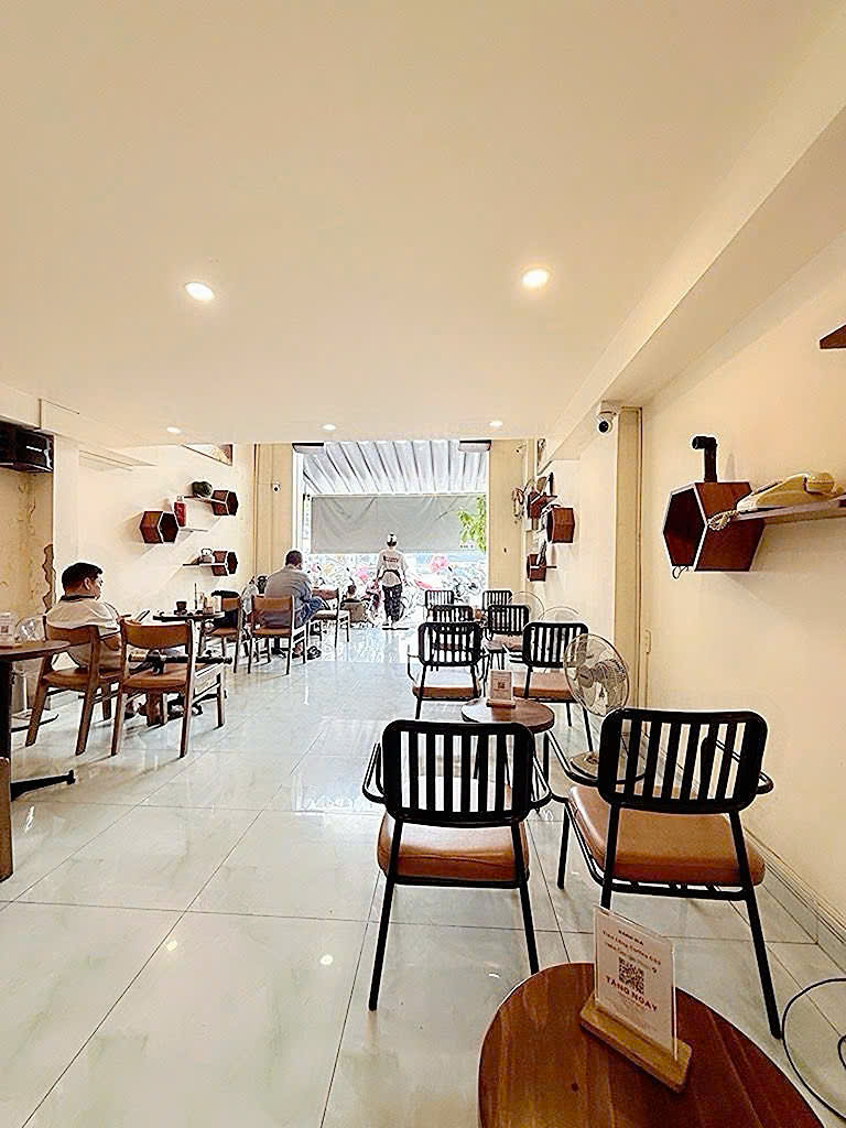 BÁN NHÀ 2 MẶT TIỀN THƯƠNG HIỆU Đ.VÕ VĂN KIỆT & NGUYỄN THÁI HỌC, QUẬN 1 - DT ĐẸP 4,7M*21M VUÔNG VỨC - VỊ TRÍ KD ĐA NGÀNH SIÊU ĐỈNH - 0938676685 GIANG GIANG