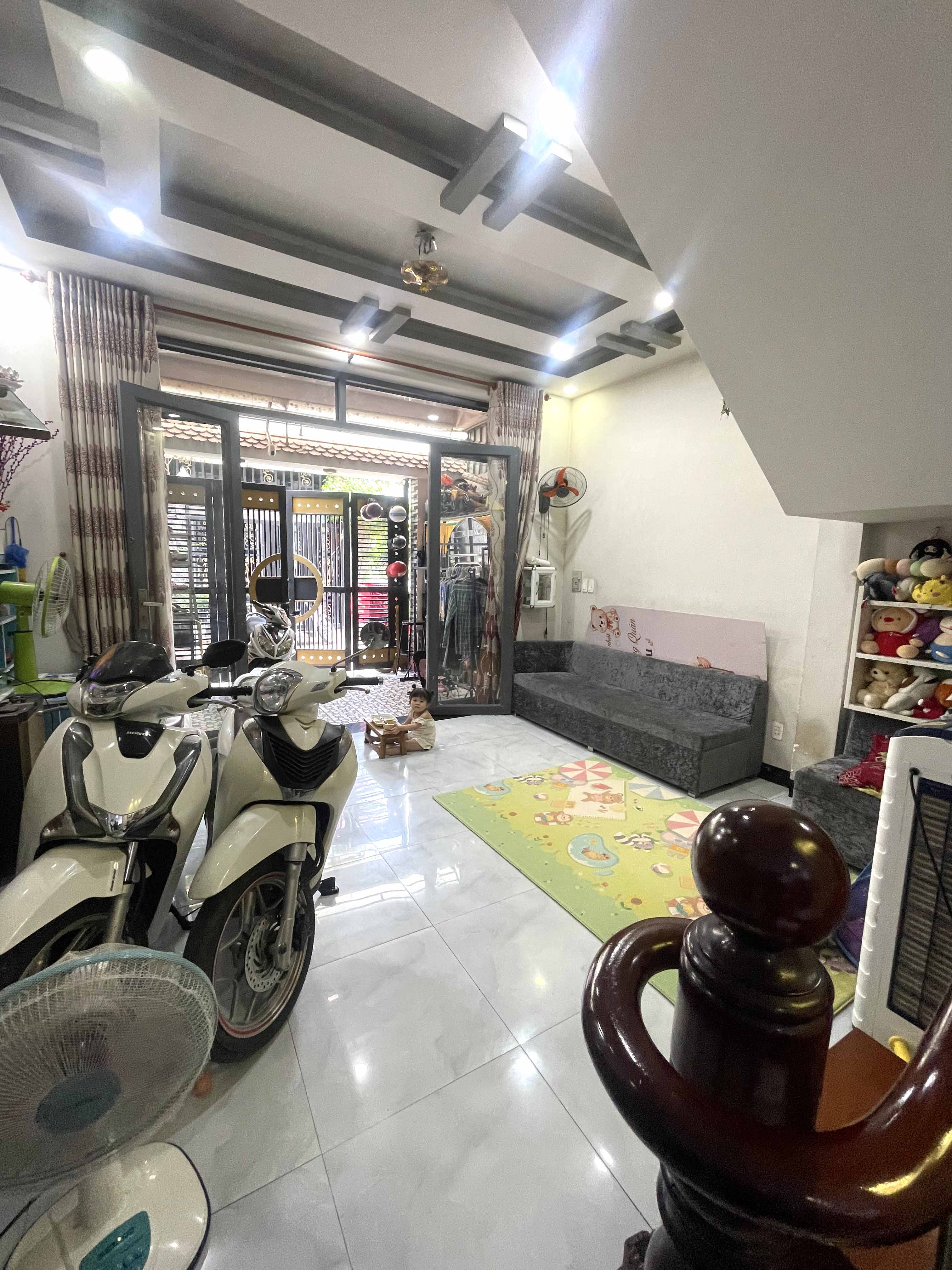 Bán Nhà Gần Quốc Lộ 13 – Chợ Đầu Mối – Hẻm Xe Tải – 51m² – chỉ 4.45 tỷ
