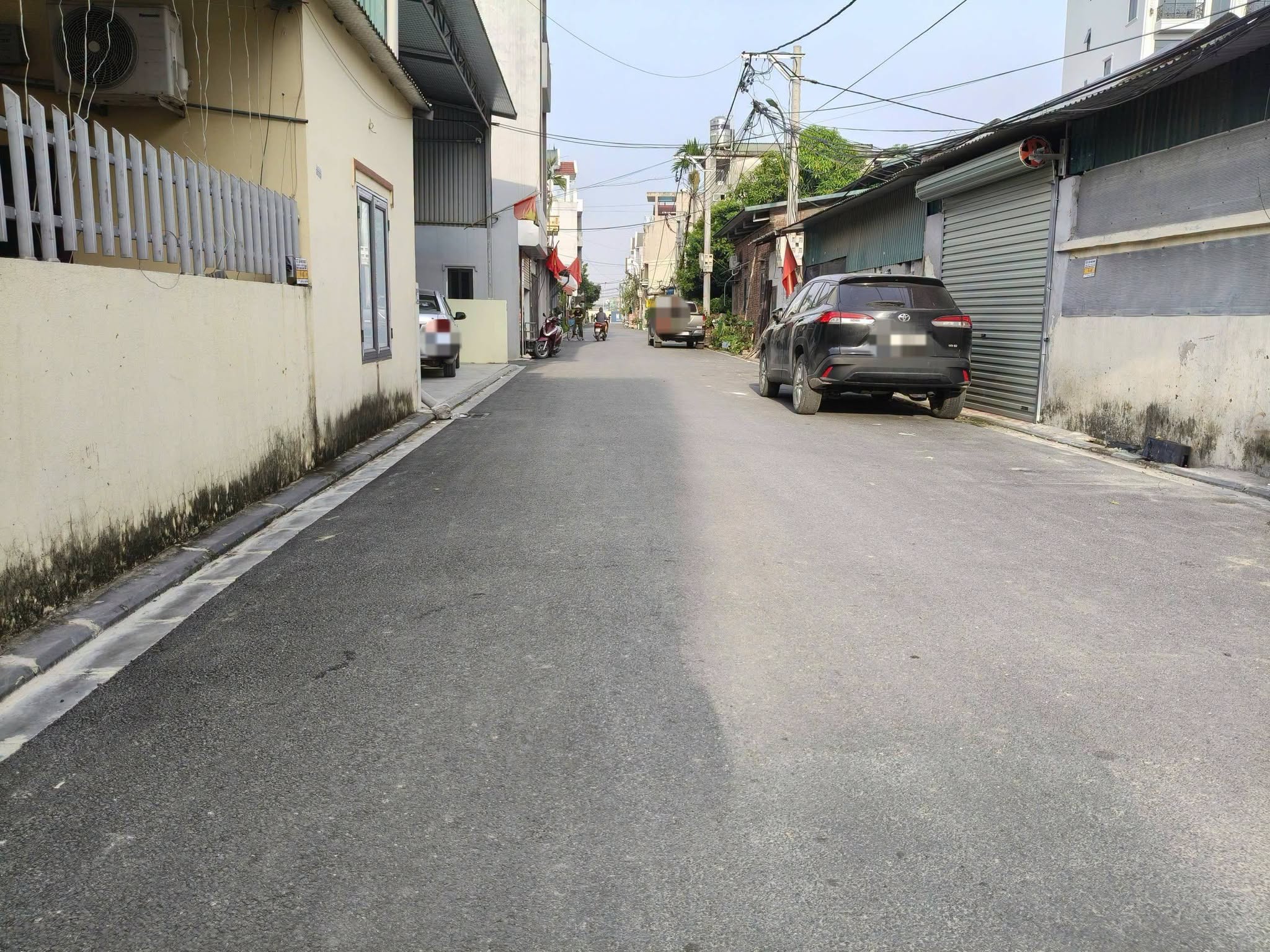 Hàng chưa tách sổ.
80m2, mt7m, ô tô, 11.7 tỷ, sát KĐT BRG Vĩnh Ngọc, Đông Anh.
