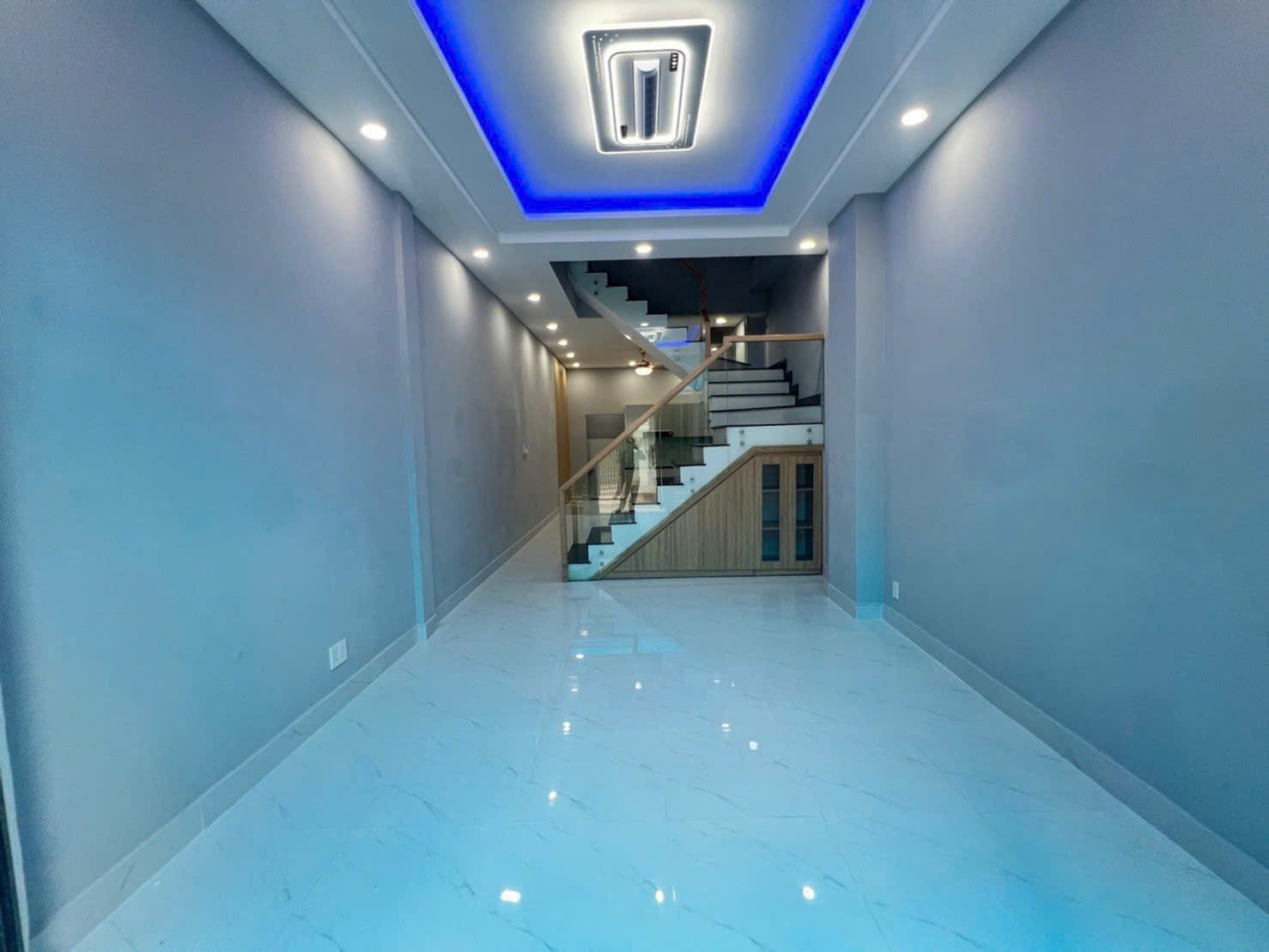 Bán Nhà Lê Ngã  KhuôngViệt Mới Đẹp  Tân Phú Hẻm Ô Tô Tránh 3 Tầng 55m2  Nhỉnh 8 Tỷ