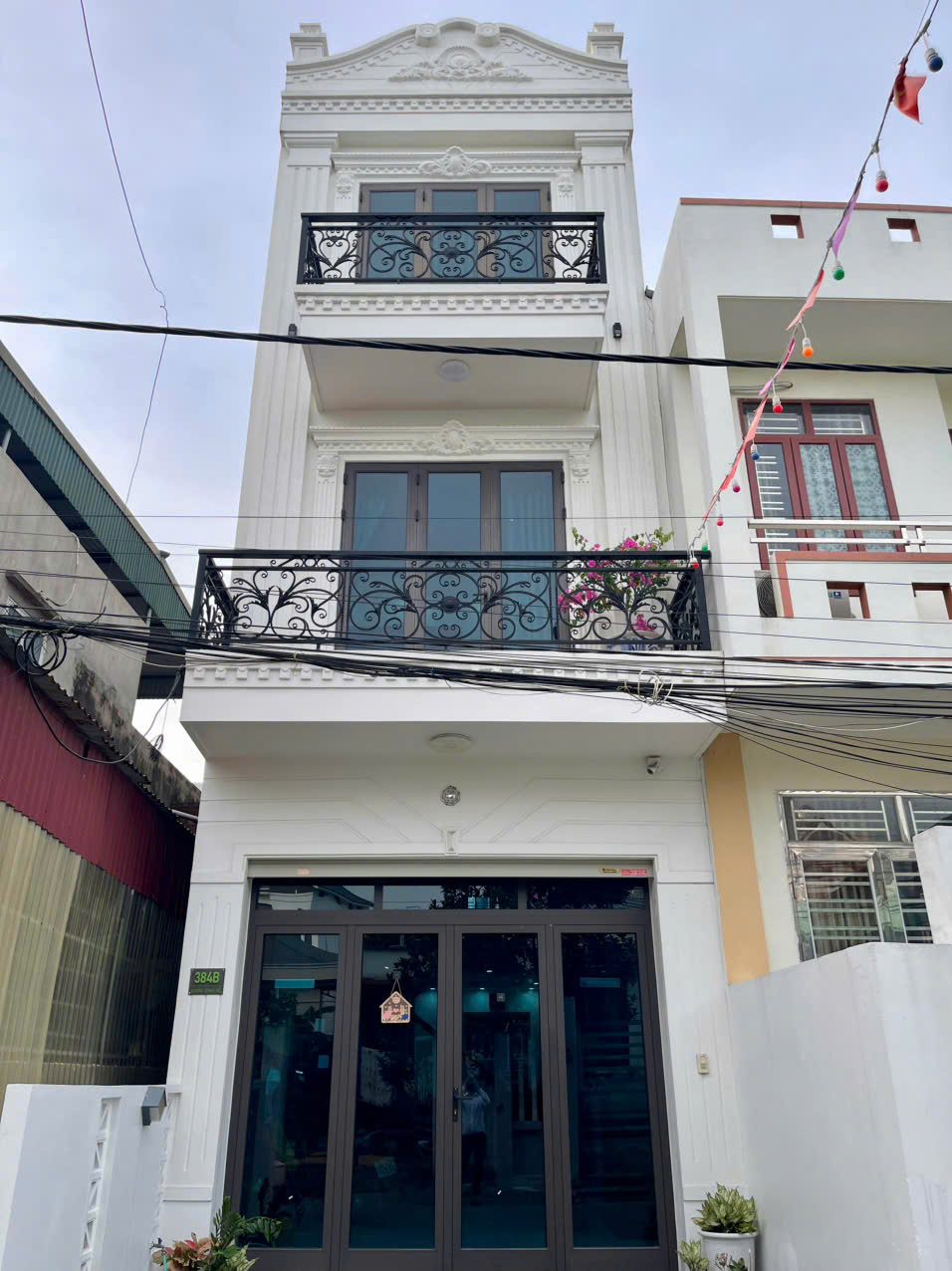 Nhà mặt phố Bình Lộc 65m2 3 mặt thoáng tặng full nội thất xịn giá 4.x tỷ