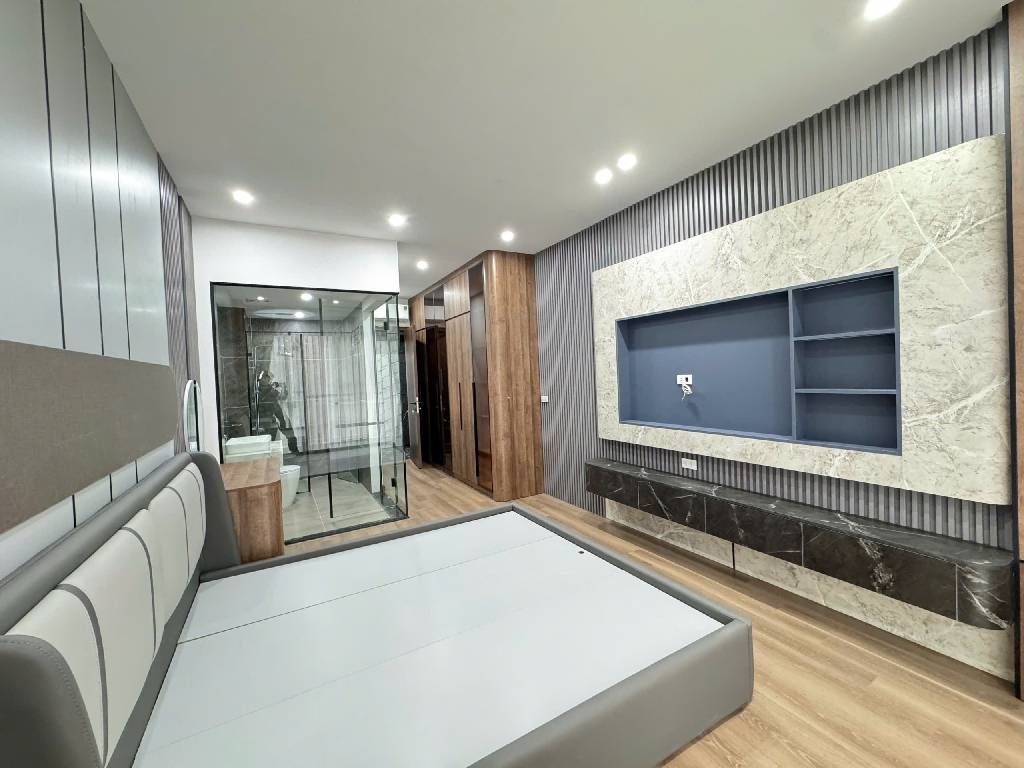 BÁN NHÀ NGỌC THỤY 38M2- 6 Tầng Thang Máy- Ô TÔ TRÁNH- 14.x Tỷ-3