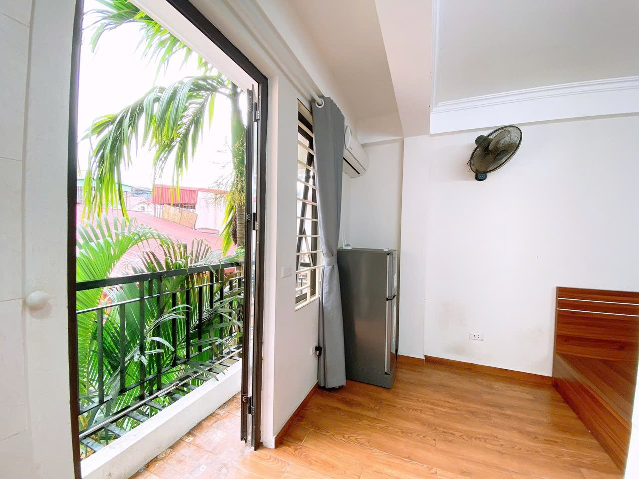 Cho Thuê Ccmn đẹp thoáng giá 4tr5 Tại ngõ 51 Lương Khánh Thiện, Hoàng Mai