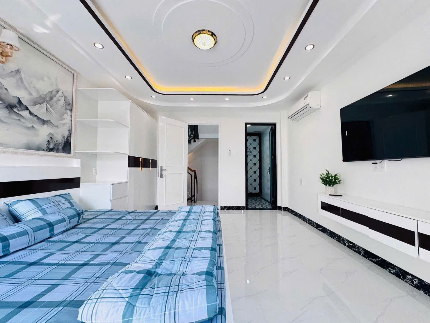 BÁN NHÀ NGAY CÔNG VIÊN GIA ĐỊNH – 33MV 5 TẦNG FULL NỘI THẤT 6,9 TỶ. LH:0908120770-3