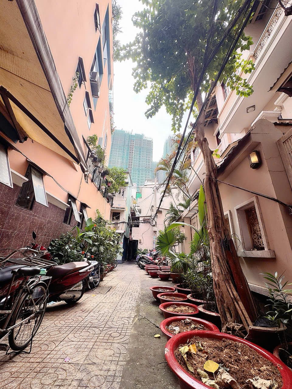 CHỦ 1 ĐỜI XƯA BÁN NHÀ 2 TẦNG MẶT TIỀN HXH Đ.CÔ GIANG, P.CÔ GIANG, QUẬN 1- DT ĐẸP 5,7M*16M VUÔNG VỨC- HDT ĐỀU 30TR/TH- 0938676685 GIANG GIANG GẶP CHỦ