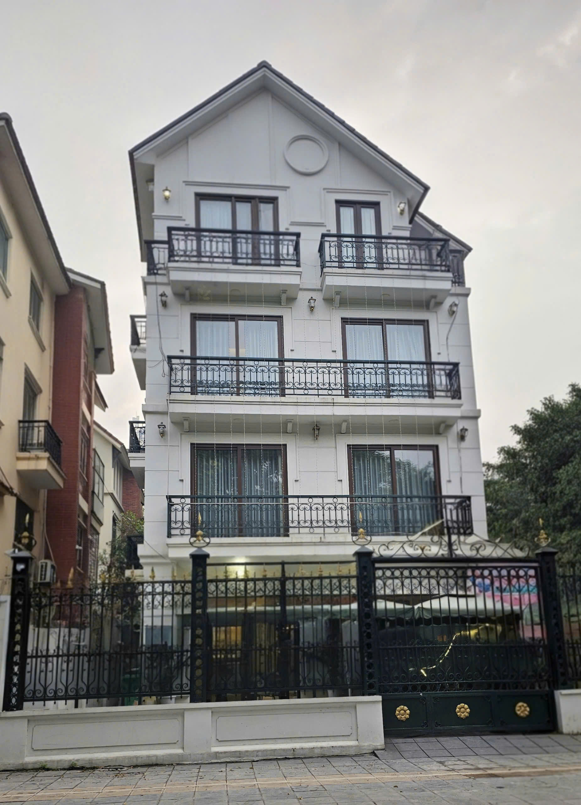 Cho thuê nhà, Quang Trung, Thợ Nhuộm, Trần Quốc Toản, 305m2x 4T -64 tr