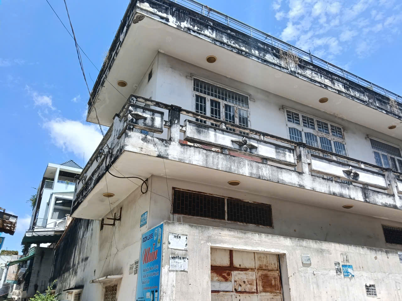 Bán nhà xưởng vị trí siêu đẹp -sát Aeon Tân Phú -Đường 8m thông -Góc 3 mặt tiền-216m2-3