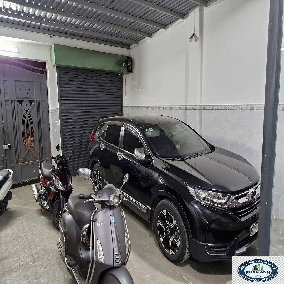 Nhà đường ô ô tránh Phước Long, 2 phút ra đến Chợ Hoa Cau. 2 tầng với nội thất cao cấp chỉ 13-4