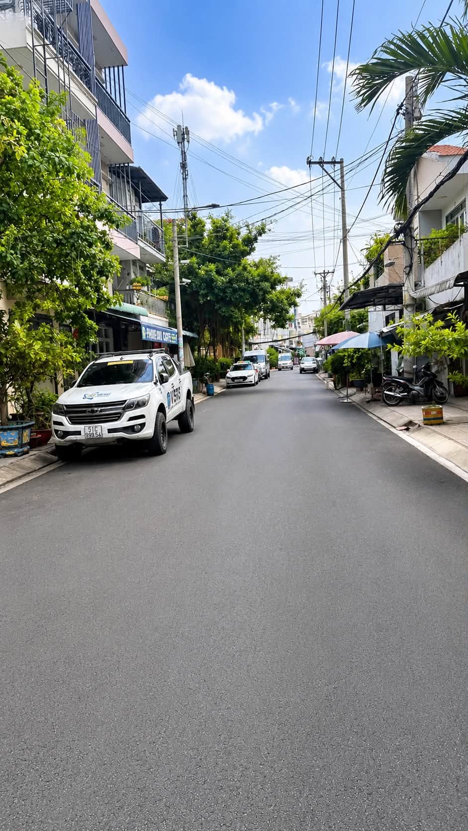 BÁN NHÀ ĐẸP 3 TẦNG 65M² NGANG 5  HXH - GẦN AEON MALL , GA T3, METRO SỐ 2 - CHỈ NHÍCH 7