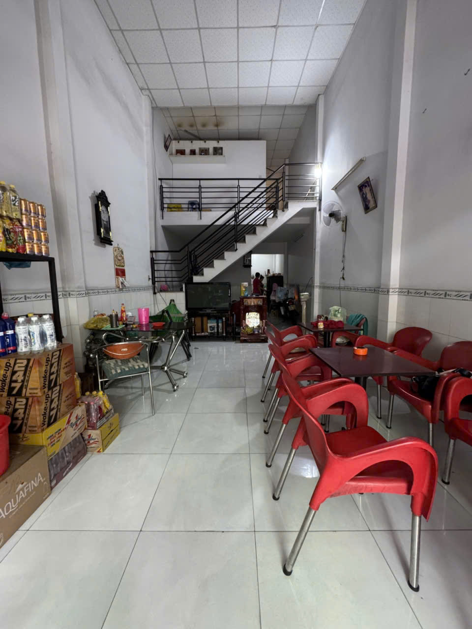 Bán Gấp nhà đường số8 BHH gần Aeon Tân Phú hẻm 6m thông gần mặt tiền 60m2 Nhỉnh 4 tỷ