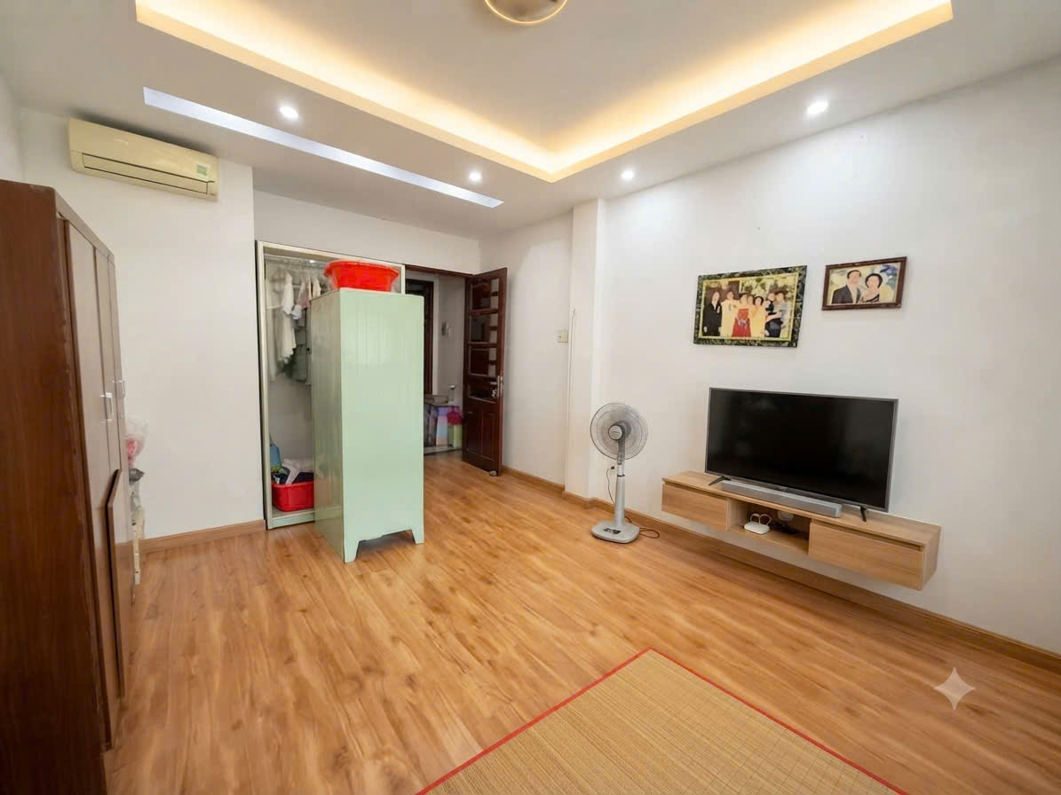 Chủ Nhiệt Bán Nhà Mặt Tiền Tân Phú Ngay Lũy Bán Bích  55m2 Nhỉnh 10  Tỷ Thương Lượng