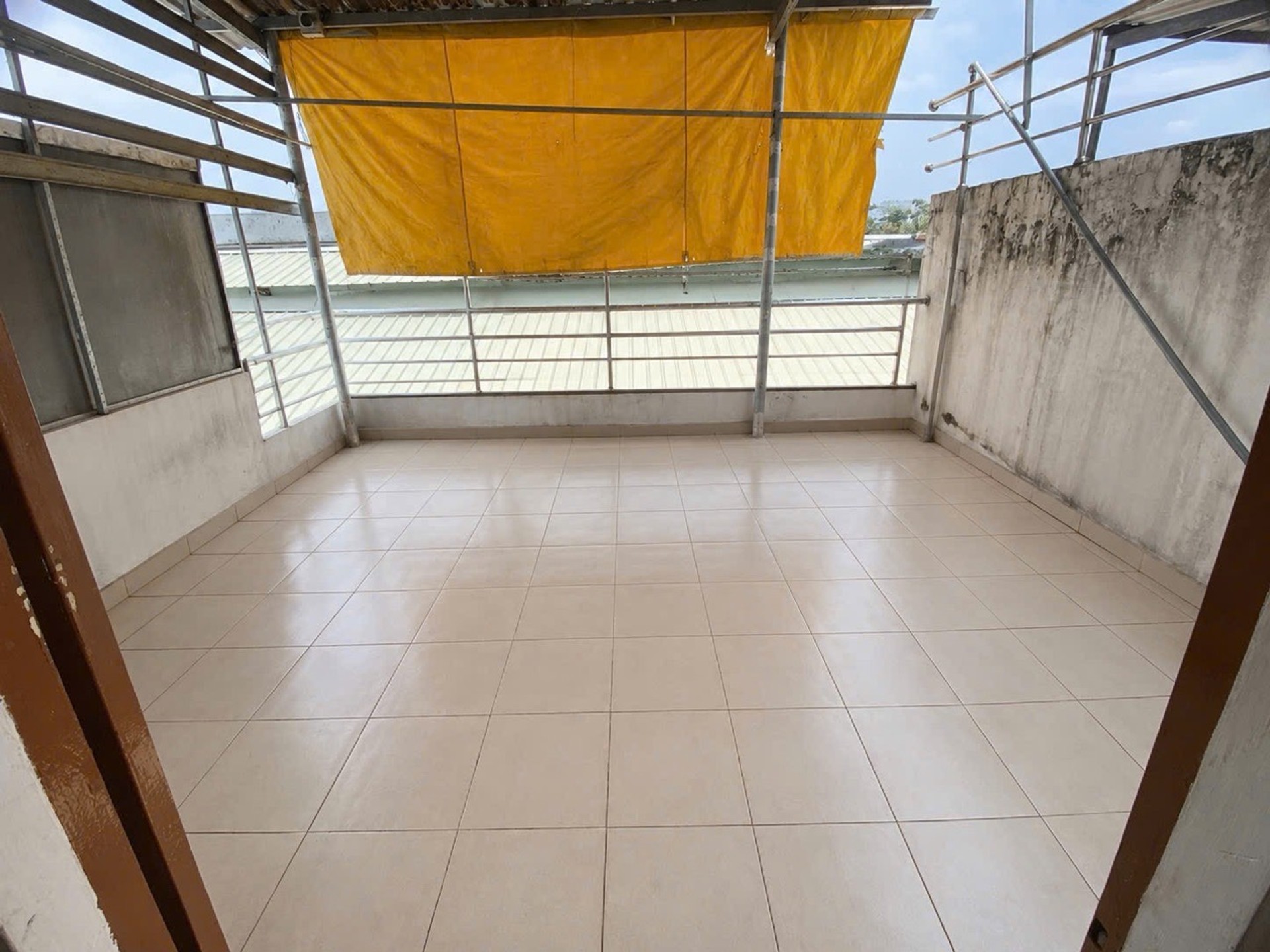 Chủ Giảm Mạnh 500 Triệu, ngay hương lộ 2. Nhà Còn 5.5 Tỷ.-4