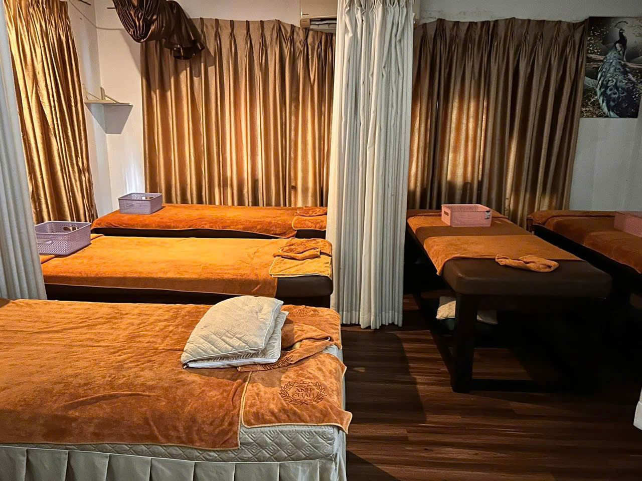 SANG NHƯỢNG SPA HOẠT ĐỘNG ỔN ĐỊNH – VỊ TRÍ ĐẸP – VÀO LÀ KINH DOANH NGAY – QUẬN 7, TP.HCM Ưu tiên sang nhanh trong tháng