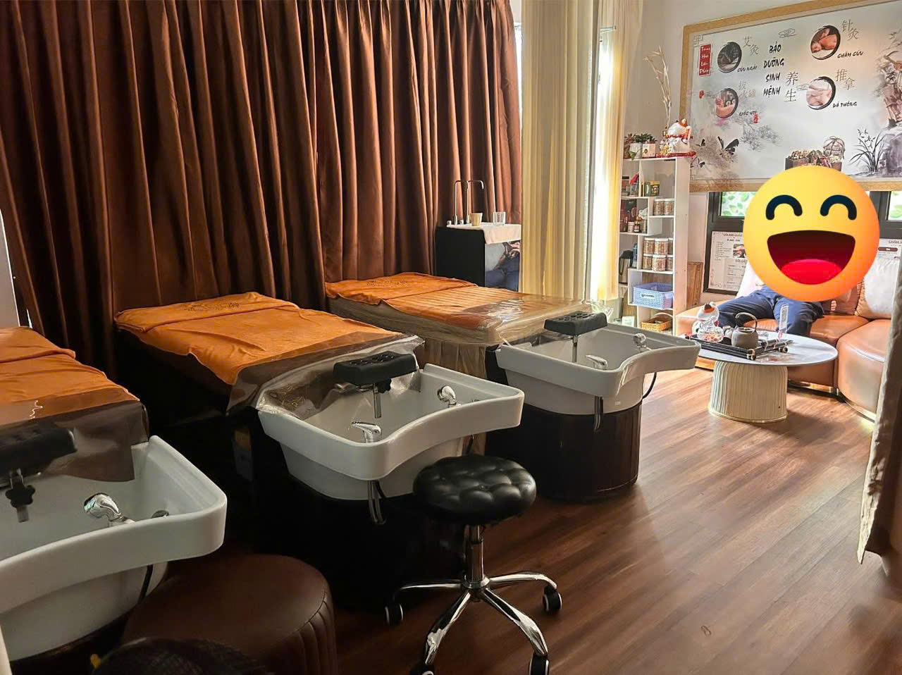 SANG NHƯỢNG SPA HOẠT ĐỘNG ỔN ĐỊNH – VỊ TRÍ ĐẸP – VÀO LÀ KINH DOANH NGAY – QUẬN 7, TP.HCM Ưu tiên sang nhanh trong tháng-3